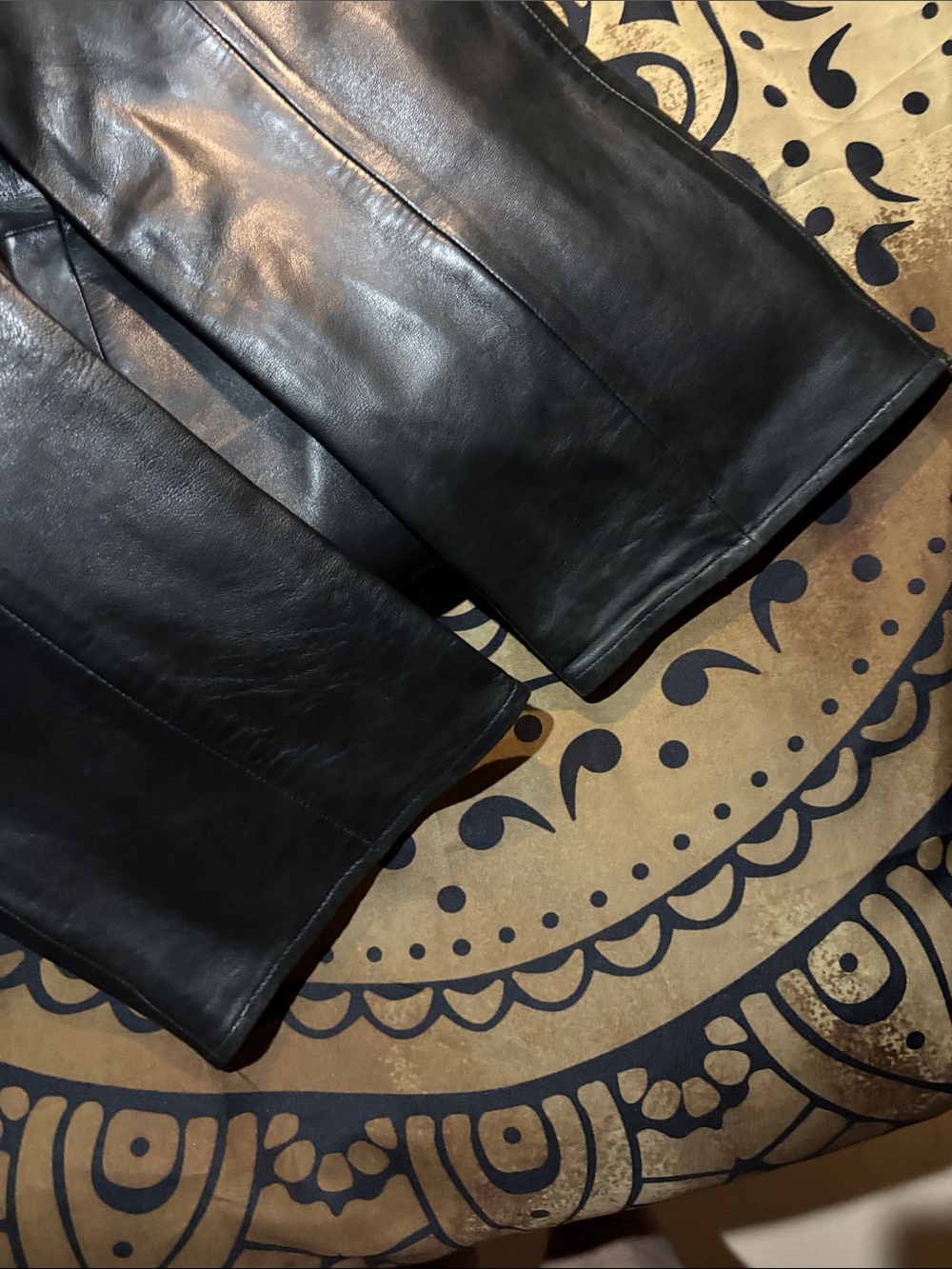 Cache Black Straight-Leg Leather Pants - Picture 3 of 4